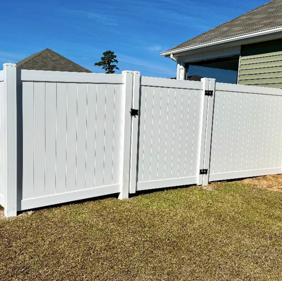 Vinyl gate